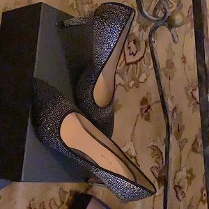 Elegance and style shoes for you!  Never worn!